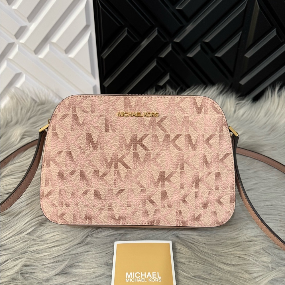 Michael by Michael Kors Houston LG Zip Signature Logo Crossbody . Pale Pink. NWT